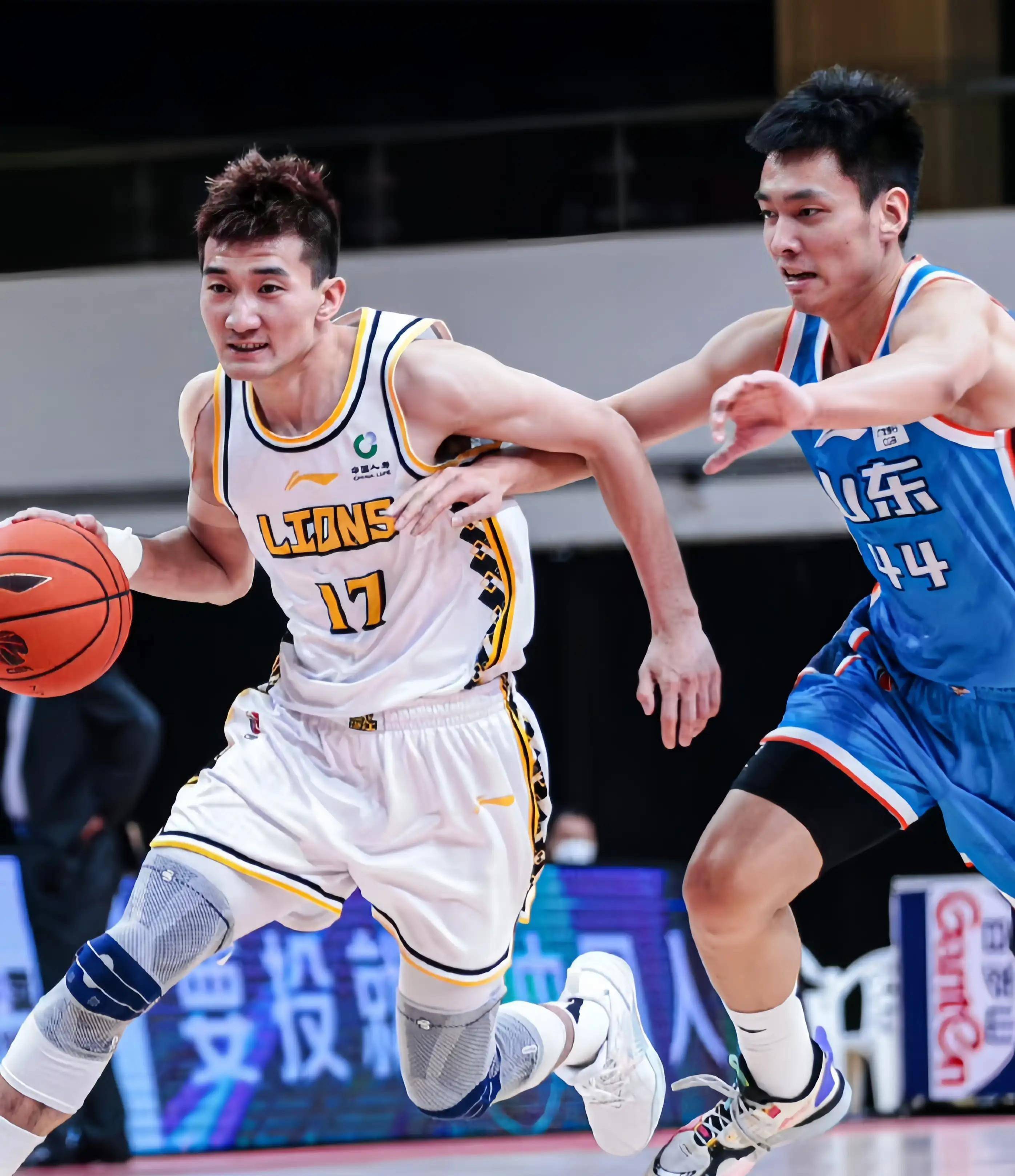 情绪稳定 情绪稳定