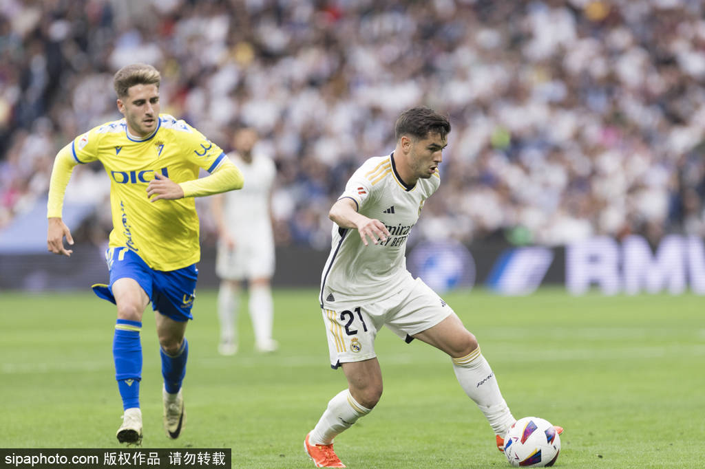 级展开的 级展开的