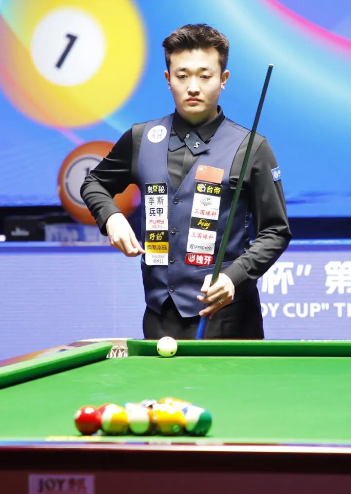 两队的板凳 两队的板凳