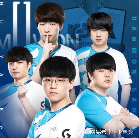 当镜头拉近 当镜头拉近